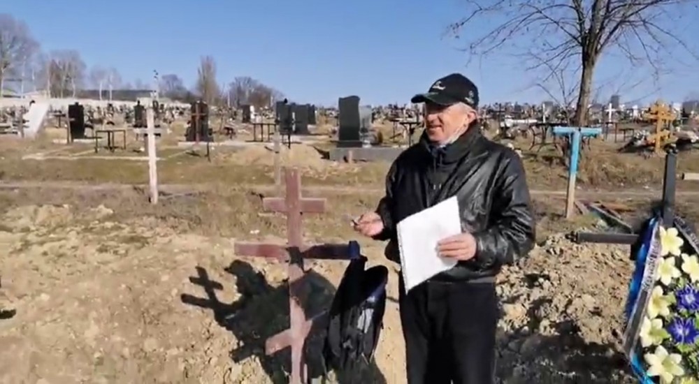 Caz incredibil la Cahul. Încearcă să demonstreze că este viu deși a fost îngropat anul trecut
